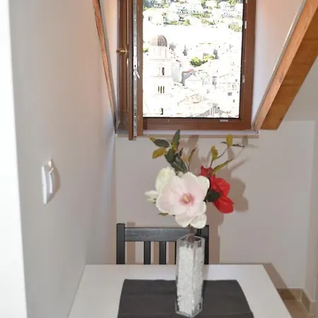 Rupe Apartman *